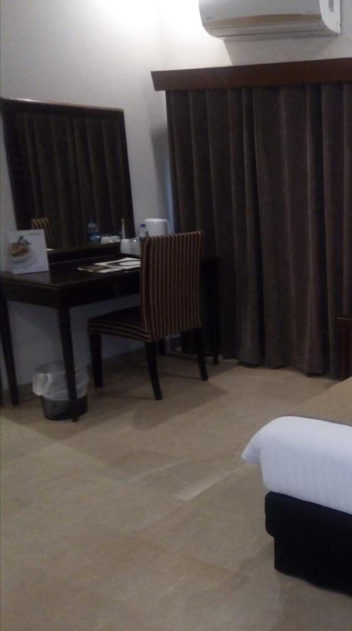 Hotel One Super, Islamabad Exterior photo